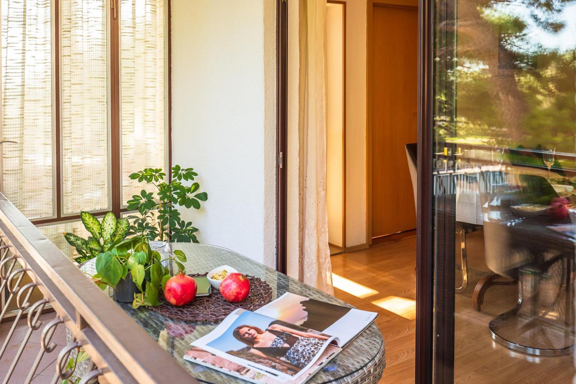Apartmani Lovrenco Krvavica Exterior foto