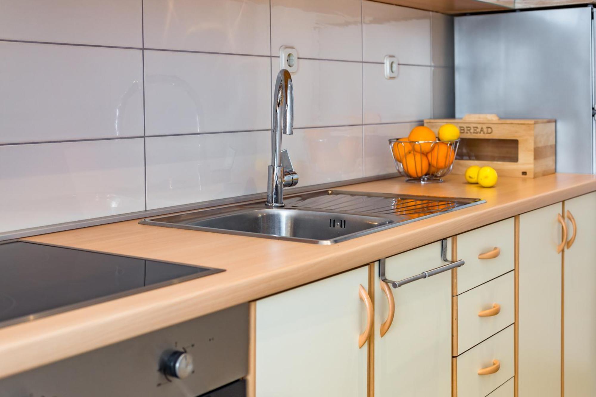 Apartmani Lovrenco Krvavica Exterior foto